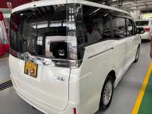 https://riyasewana.com/uploads/toyota-voxy-115375322252.jpg
