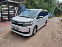 Toyota Voxy 2014 Van