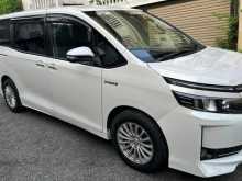 Toyota Voxy 2014 Van