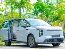 https://riyasewana.com/uploads/toyota-voxy-17124612672.jpg