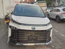 Toyota Voxy 2024 Van