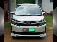 Toyota Voxy 2014 Van