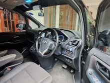 https://riyasewana.com/uploads/toyota-voxy-2014-1217090312894.jpg