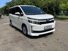 Toyota Voxy 2014 Van