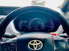 https://riyasewana.com/uploads/toyota-voxy-2014-179430812634.jpg