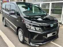 Toyota Voxy 2014 Van