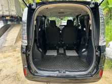 https://riyasewana.com/uploads/toyota-voxy-2014-2012375912614.jpg