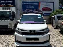 Toyota VOXY 2014 Van