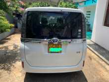 https://riyasewana.com/uploads/toyota-voxy-2014-2611585412824.jpg