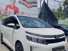 https://riyasewana.com/uploads/toyota-voxy-2014-2715553412732.jpg