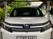 Toyota Voxy 2014 Van