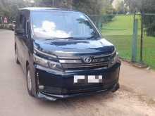 Toyota Voxy 2014 Van