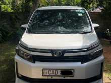 Toyota Voxy 2014 Van