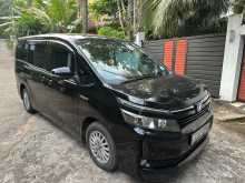 Toyota Voxy 2014 Van