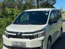 Toyota Voxy 2014 Van