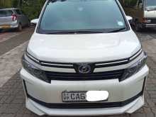 Toyota Voxy 2015 Van