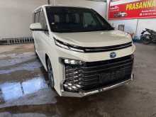 Toyota Voxy Sz 2025 Van
