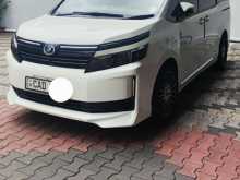 Toyota Voxy 2014 Van