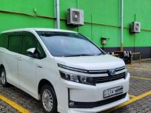 Toyota Voxy 2014 Van