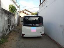 https://riyasewana.com/uploads/toyota-voxy-22730496484.jpg