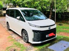 Toyota Voxy 2025 Van