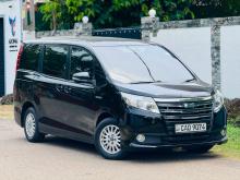 Toyota Voxy 2015 Van