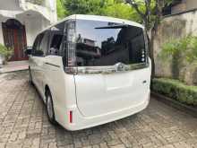 https://riyasewana.com/uploads/toyota-voxy-28115528364.jpg