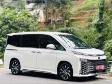 Toyota VOXY 2024 Van