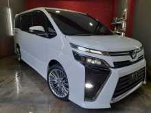 Toyota Voxy 2015 Van