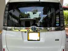 https://riyasewana.com/uploads/toyota-voxy-4154719104.jpg