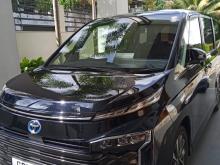 Toyota Voxy 2025 Van