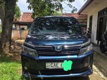 Toyota Voxy 2015 Van