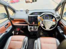 https://riyasewana.com/uploads/toyota-voxy-7-2014-1717220412442.jpg