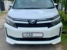 Toyota Voxy 2014 Van