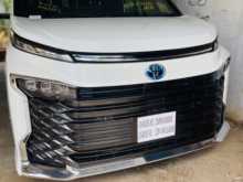 Toyota Voxy SZ 2023 Van