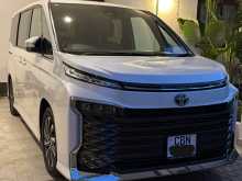 Toyota Voxy SZ 2025 Van