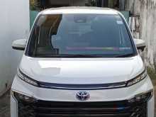 Toyota Voxy SZ 2024 Van