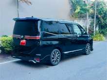 https://riyasewana.com/uploads/toyota-voxy-sz-2024-119370212843.jpg