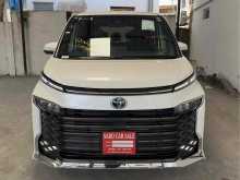 Toyota Voxy SZ 2025 Van