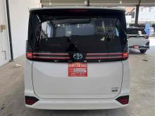 https://riyasewana.com/uploads/toyota-voxy-sz-21530924582.jpg