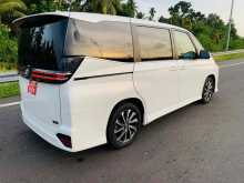 https://riyasewana.com/uploads/toyota-voxy-sz-2922433022252.jpg