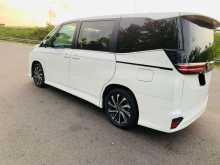 https://riyasewana.com/uploads/toyota-voxy-sz-311511064813.jpg