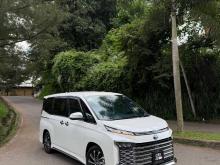 Toyota VOXY SZ 2025 Van