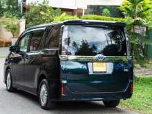 https://riyasewana.com/uploads/toyota-voxy-v-2014-1321555612953.jpg