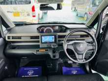 https://riyasewana.com/uploads/toyota-waganr-fx-101417364342.jpg