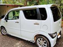 https://riyasewana.com/uploads/toyota-wagon-r-32103294122.jpg