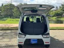 https://riyasewana.com/uploads/toyota-wagon-r-4182801515.jpg