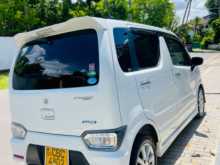 https://riyasewana.com/uploads/toyota-wagonr-stingray-2018-311414712593.jpg