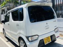 https://riyasewana.com/uploads/toyota-wagonr-stingray-311422517106.jpg