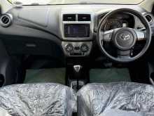 https://riyasewana.com/uploads/toyota-wigo-1010103522263.jpg